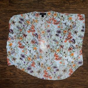 POLLY & ESTHER pretty, lightweight Floral Striped White Open Kimono top